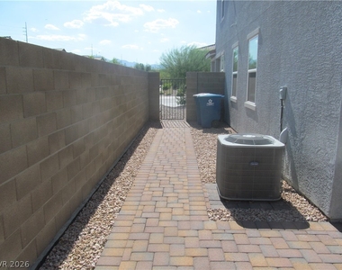 9172 Eagle Ford Street - Photo Thumbnail 24