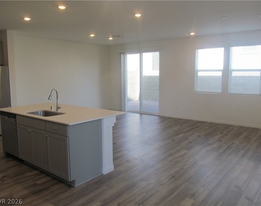 9172 Eagle Ford Street - Photo Thumbnail 7