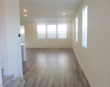 9172 Eagle Ford Street - Photo Thumbnail 2