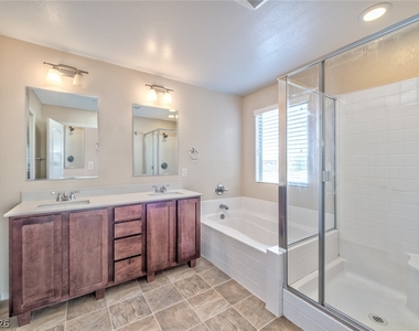 6729 Upper Mesa Court - Photo Thumbnail 14