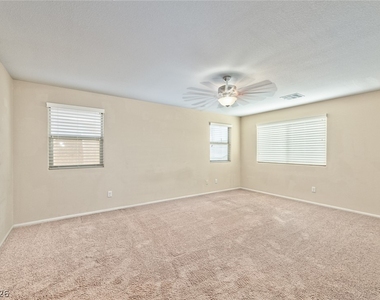 6729 Upper Mesa Court - Photo Thumbnail 12
