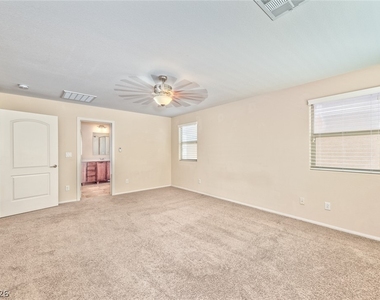 6729 Upper Mesa Court - Photo Thumbnail 13