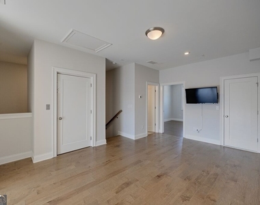 398 Concord Street - Photo Thumbnail 66
