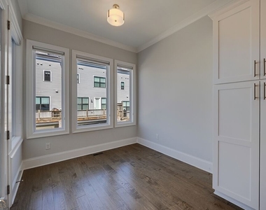 398 Concord Street - Photo Thumbnail 10