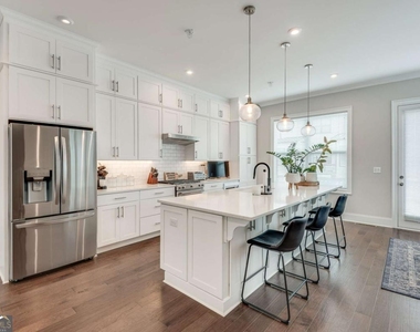 398 Concord Street - Photo Thumbnail 2