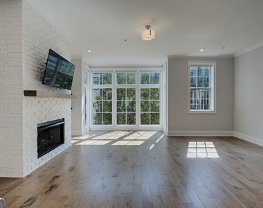 398 Concord Street - Photo Thumbnail 11