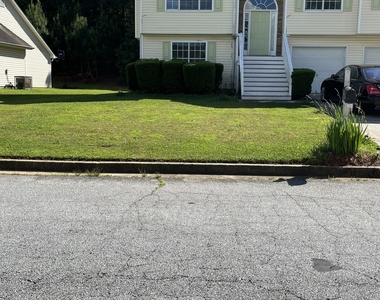 506 Rosewood Circle - Photo Thumbnail 1