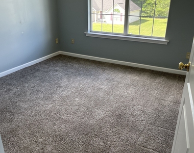 506 Rosewood Circle - Photo Thumbnail 25
