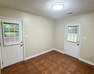 513 Cherokee Court - Photo Thumbnail 5