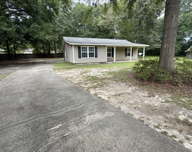513 Cherokee Court - Photo Thumbnail 1