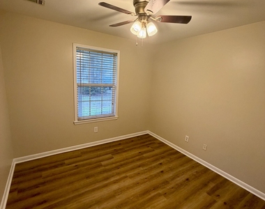 513 Cherokee Court - Photo Thumbnail 18