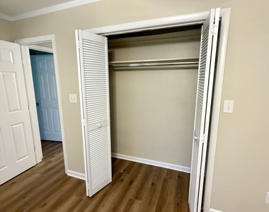 513 Cherokee Court - Photo Thumbnail 27