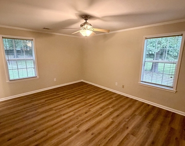 513 Cherokee Court - Photo Thumbnail 24