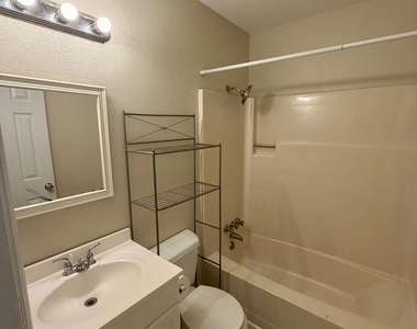 513 Cherokee Court - Photo Thumbnail 17