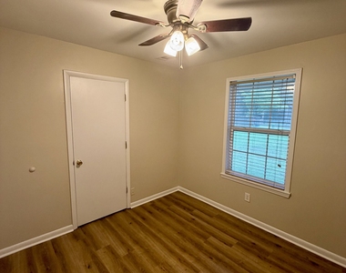 513 Cherokee Court - Photo Thumbnail 19