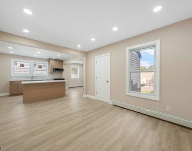 49 Caldwell Pl - Photo Thumbnail 1