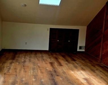 20 Augusta Dr - Photo Thumbnail 9
