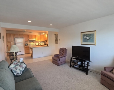 210 5th Avenue - Photo Thumbnail 5