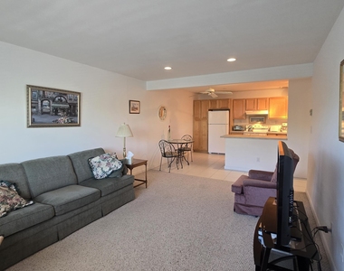 210 5th Avenue - Photo Thumbnail 7