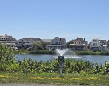 210 5th Avenue - Photo Thumbnail 12