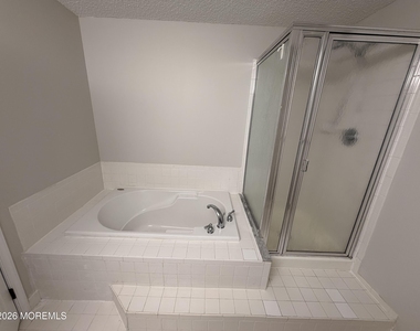 29 Madison Court - Photo Thumbnail 6