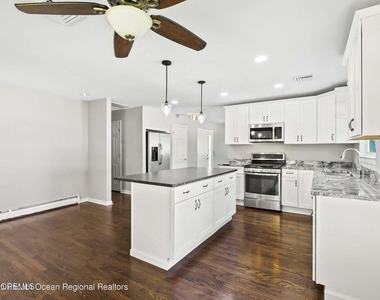 218 Fort De France Avenue - Photo Thumbnail 8