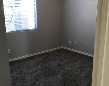 5244 W Maya Way W - Photo Thumbnail 12