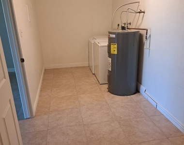 2524 S El Paradiso Drive - Photo Thumbnail 44