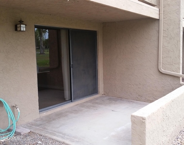 2524 S El Paradiso Drive - Photo Thumbnail 38