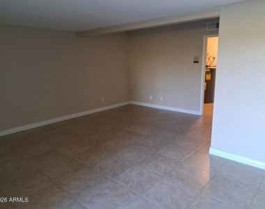 2524 S El Paradiso Drive - Photo Thumbnail 33