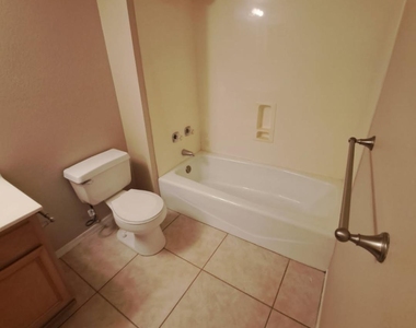 2524 S El Paradiso Drive - Photo Thumbnail 27