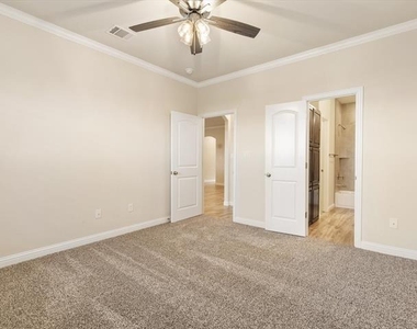 1124 Noble Flair Place - Photo Thumbnail 12