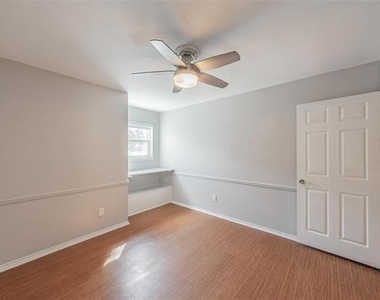 4218 Mojave Drive - Photo Thumbnail 26