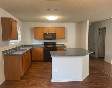 820 Eagle Drive - Photo Thumbnail 1