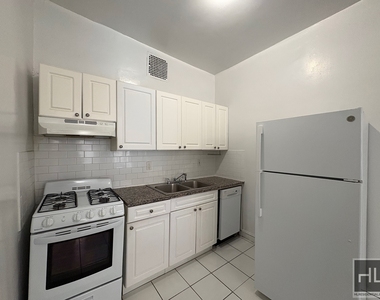 3 Avenue - Photo Thumbnail 2