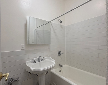 3 Avenue - Photo Thumbnail 5
