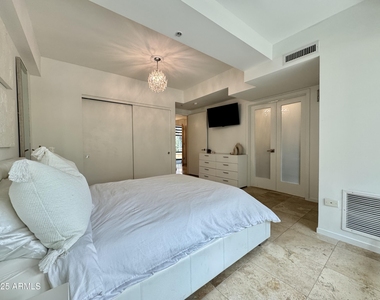 7141 E Rancho Vista Drive - Photo Thumbnail 10