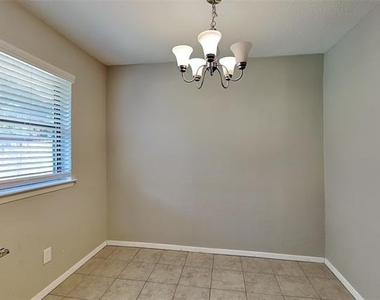 2020 Chattanooga Drive - Photo Thumbnail 6