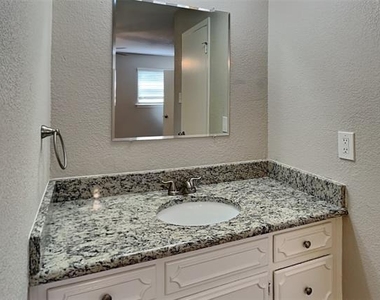 2020 Chattanooga Drive - Photo Thumbnail 9