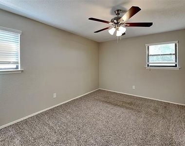 2020 Chattanooga Drive - Photo Thumbnail 7