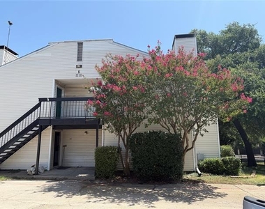 7431 Holly Hill Drive - Photo Thumbnail 1