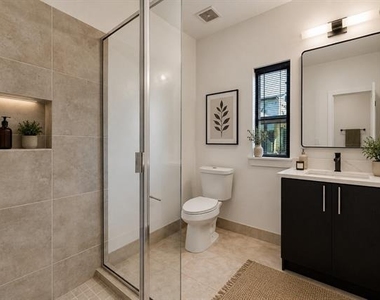 3200 Thomas Avenue - Photo Thumbnail 9