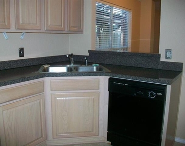 4708 Topaz Lane - Photo Thumbnail 6