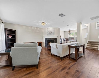 3612 Truman Street - Photo Thumbnail 4