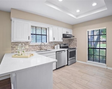 3228 Anchor Drive - Photo Thumbnail 10