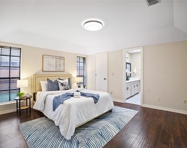 3228 Anchor Drive - Photo Thumbnail 2