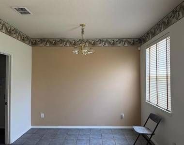 3104 Deleon Drive - Photo Thumbnail 12