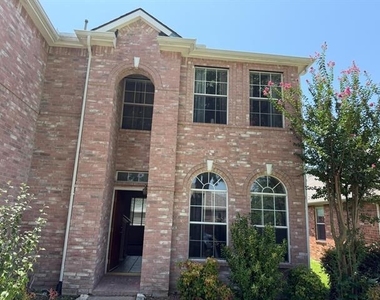 3104 Deleon Drive - Photo Thumbnail 2