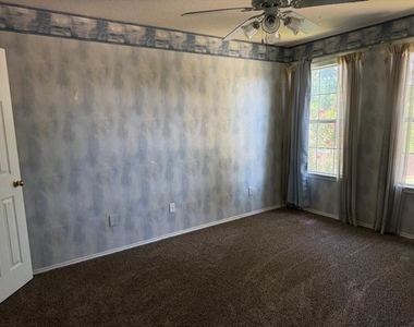 3104 Deleon Drive - Photo Thumbnail 26