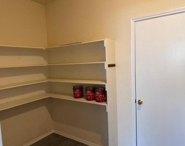 3104 Deleon Drive - Photo Thumbnail 14